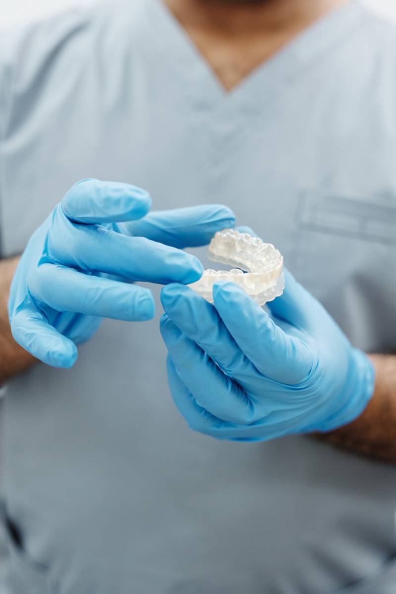 Faire un blanchiment dentaire ambulatoire avec des gouttières, sur Le Havre